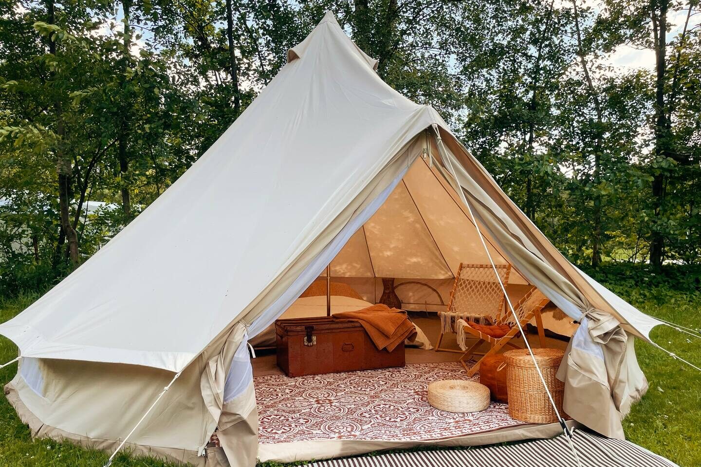Nomadennest Belltent Camping Tikvah Drenthe Hooghalen
