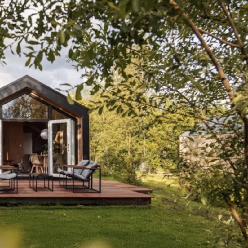 Tiny House Heilig Huisje Sela Amos Tikvah Hooghalen Drenthe Tiny House Heilig Huisje Sela Amos Tikvah Hooghalen Drenthe in de natuur